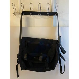 Columbia black messenger bag